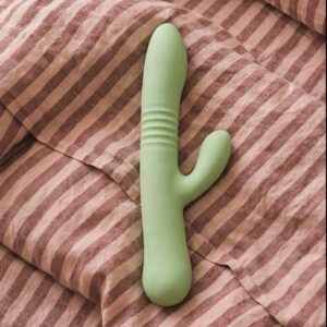Yarrow Rabbit Vibrator von The Natural Love Company. Jetzt bei FairAmour.
