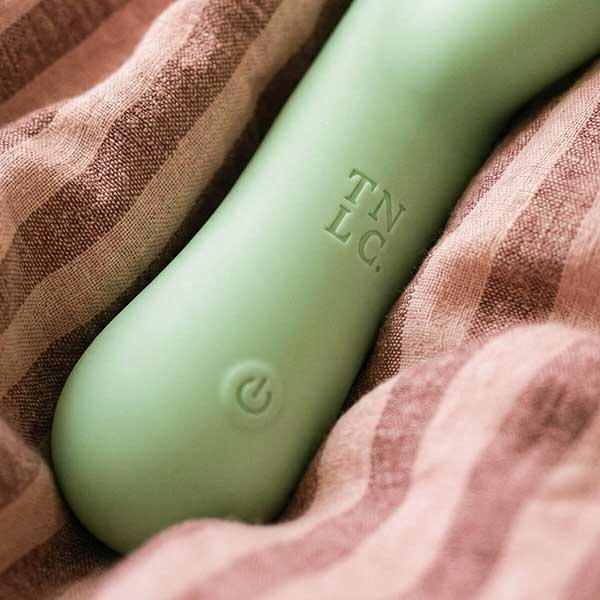 Yarrow Rabbit Vibrator von The Natural Love Company. Jetzt bei FairAmour.